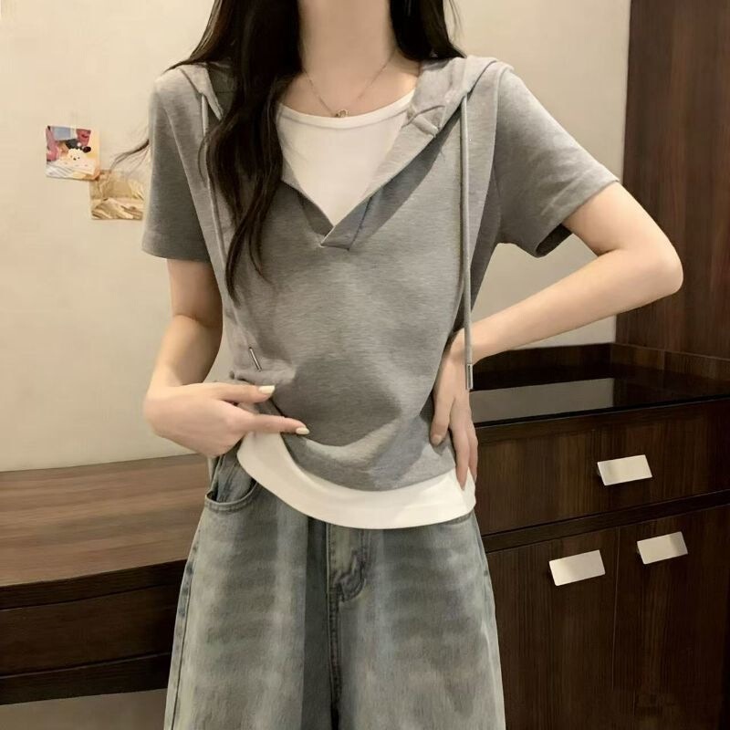 Fake Two-Piece Hooded Color-Block T-Shirt Short-Sleeve Women's 2026 Summer New Style Slimming Top Versatile Youthful Top T-Shirt Fake Two-Piece Hooded Color-Block T-Shirt Short-Sleeve Women's 2026 Summer New Style Slimming Top Versatile Youthful Top T-Shirt