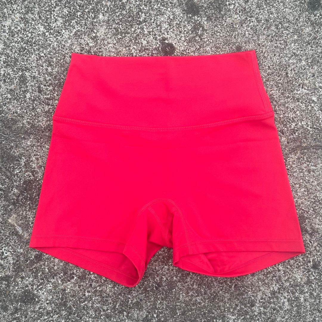 Настоящий красный