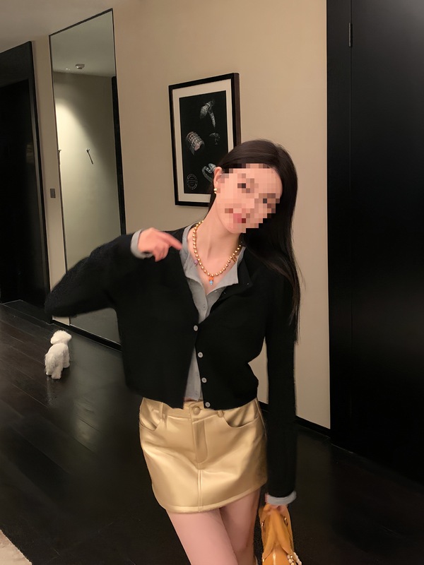 区区欧阳撞色假两件针织衫女秋季慵懒风毛衣软糯开衫复古长袖上衣|undefined