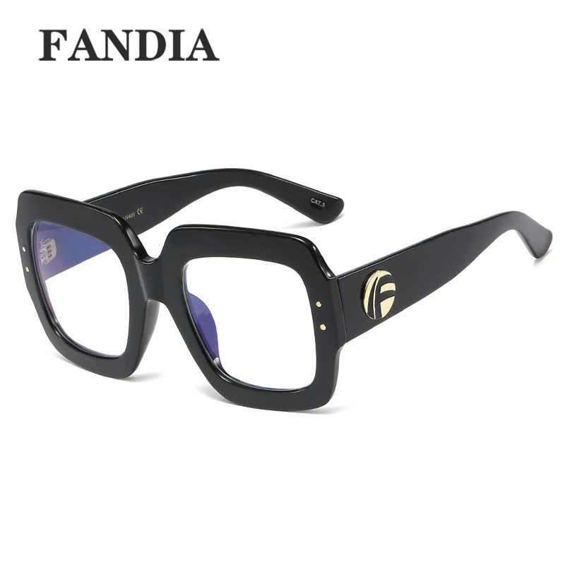 Fábrica de venta directa ODM OEM procesamiento personalizado de procesamiento de gran marco anti-luz azul gafas L97394