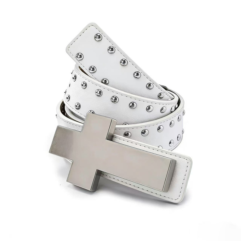 Crack-pattern studded cross belt, subculture style hip-hop punk rock hip-hop individuality Crack-pattern studded cross belt, subculture style hip-hop punk rock hip-hop individuality