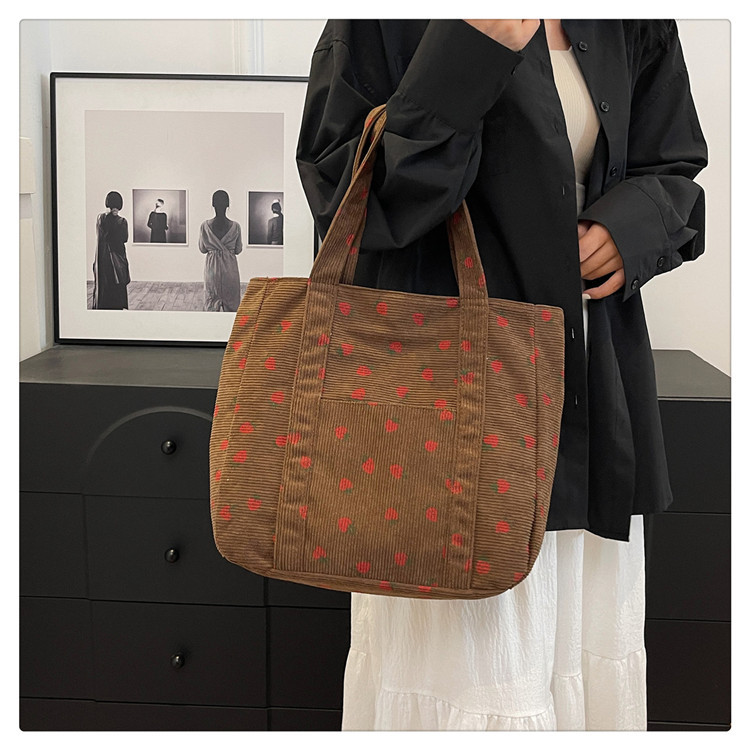 Women's Large Corduroy Strawberry Streetwear Sewing Thread Square Zipper Handbag display picture 28