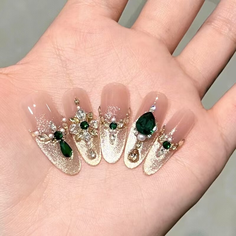 Wearable Nails, Pure Handmade Luxury Emerald Gold Cat-Eye Nails, High-End Light Luxury Whitening Nail Patches Wearable Nails, Pure Handmade Luxury Emerald Gold Cat-Eye Nails, High-End Light Luxury Whitening Nail Patches