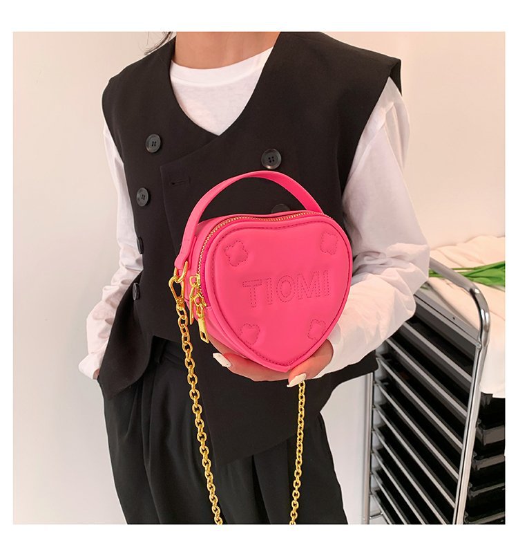 Shoulder Bag 2023 Niche Design Rhombic Chain Mini Love Messenger Bag Net Red Lipstick Bag_voghion.com