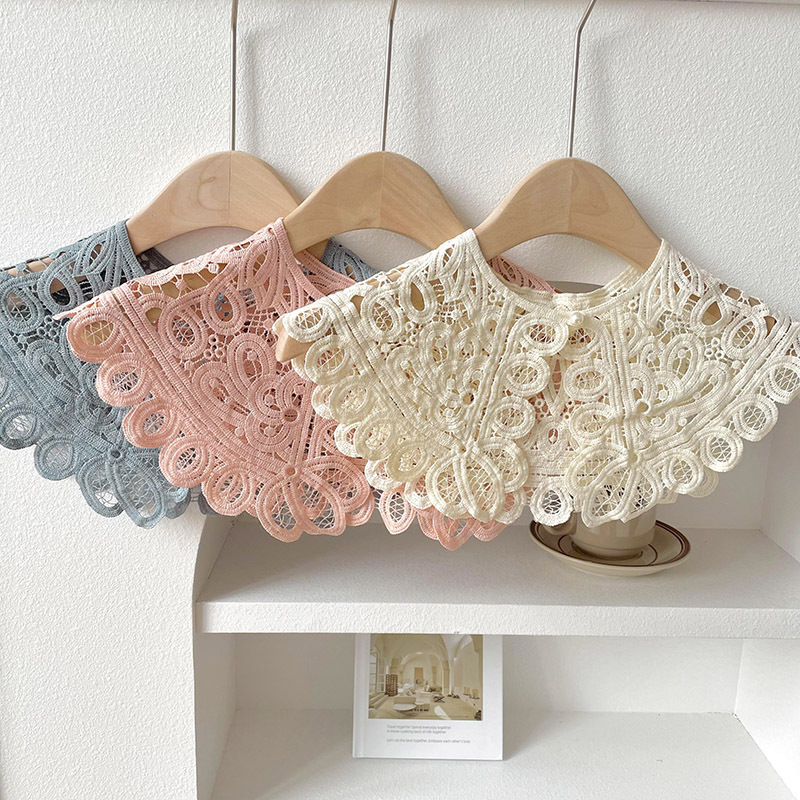 Nuevo encaje hueco decoración exterior delgada literatura y arte pequeño chal mujer decoración dulce collar de protección de cuello y hombro