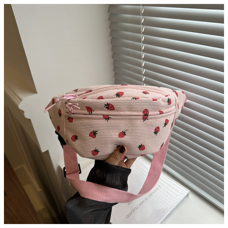 条绒布马鞍包包女2024春夏季新款韩版半圆形饺子包碎花帆布斜挎包