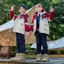 小学生校服套装幼儿园园服秋冬装新款冲锋衣三件套中小学生班服