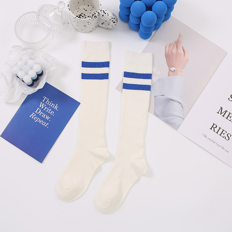 Calcetines de becerro de las mujeres ins medias de rayas de dos barras de moda primavera y otoño estilo universitario japonés JK calcetines altos de rodilla