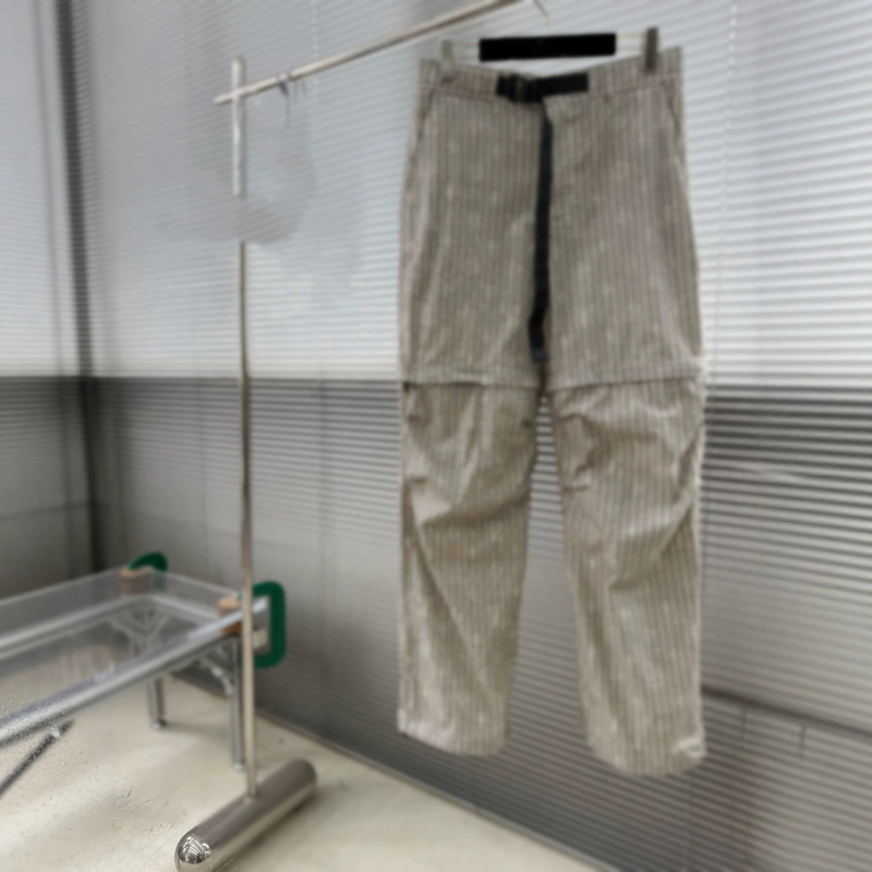 26 Years of Spring and Autumn New Styles of Casual Fashion Full-Body Jacquard Letter Logo Detachable Long Pants Casual Pants 26 Years of Spring and Autumn New Styles of Casual Fashion Full-Body Jacquard Letter Logo Detachable Long Pants Casual Pants