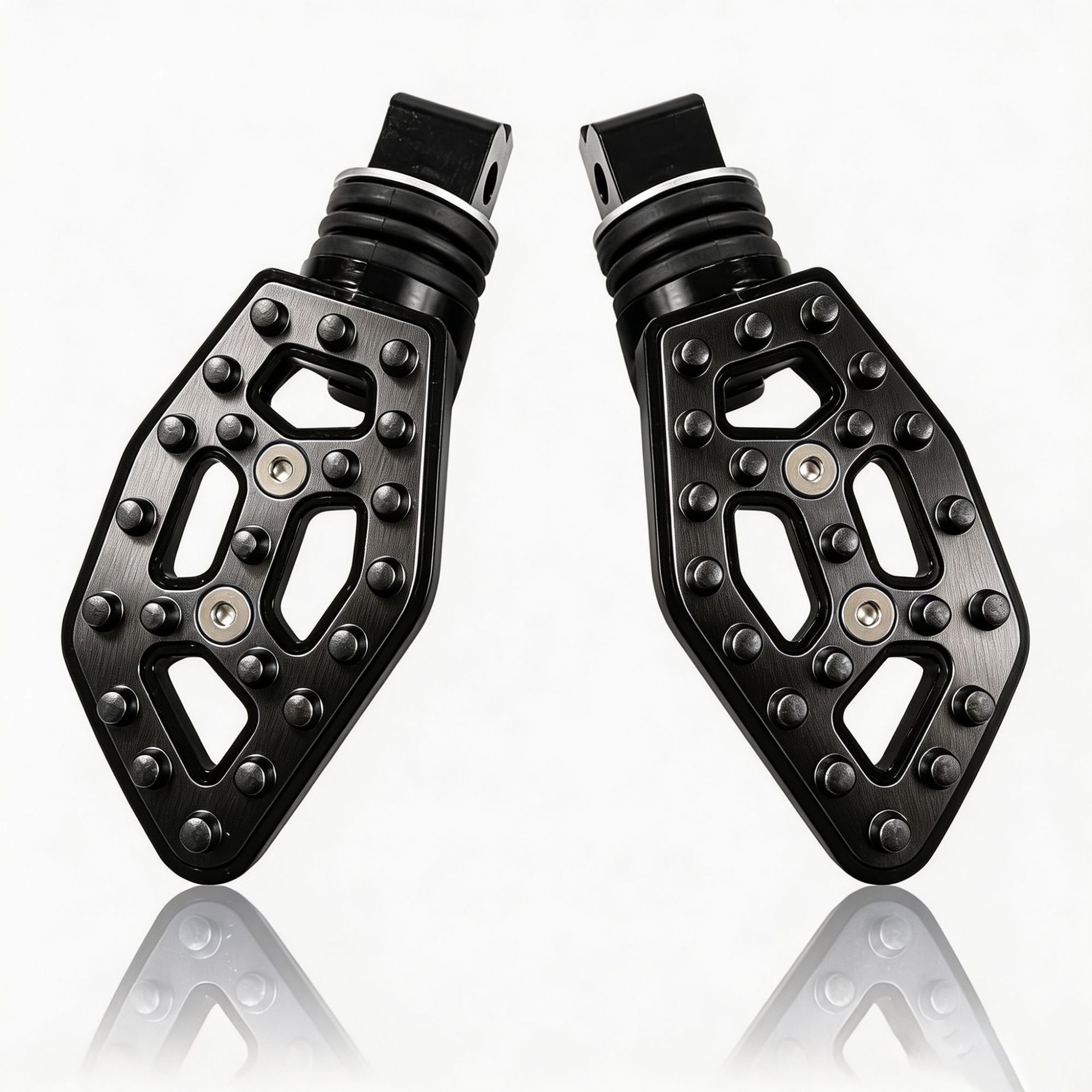 Motorcycle Modification Parts Cnc Aluminum Alloy Hollow-Out Foot Pedals Metal Non-Slip Rear Footrests Universal Wear-Resistant Foot Pedals