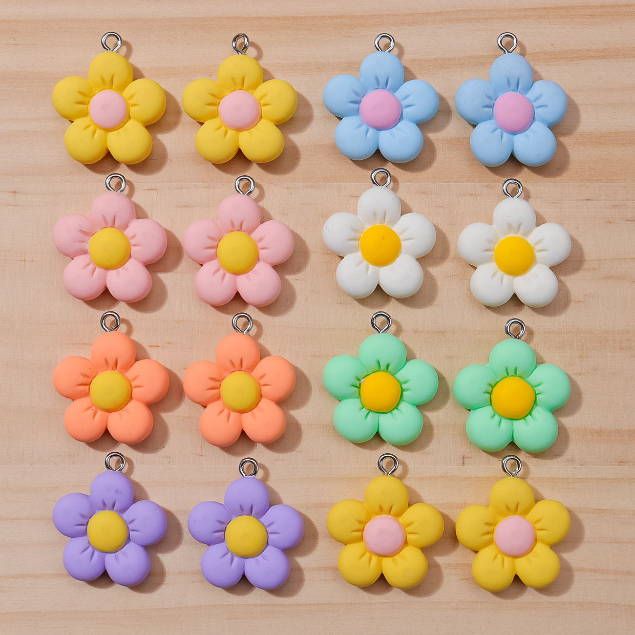 Cross-Border Hot Selling DIY Resin Jewelry Accessories Colorfulful Flower Sunflower Pendant Bracelet Keychain Decorative Pendant