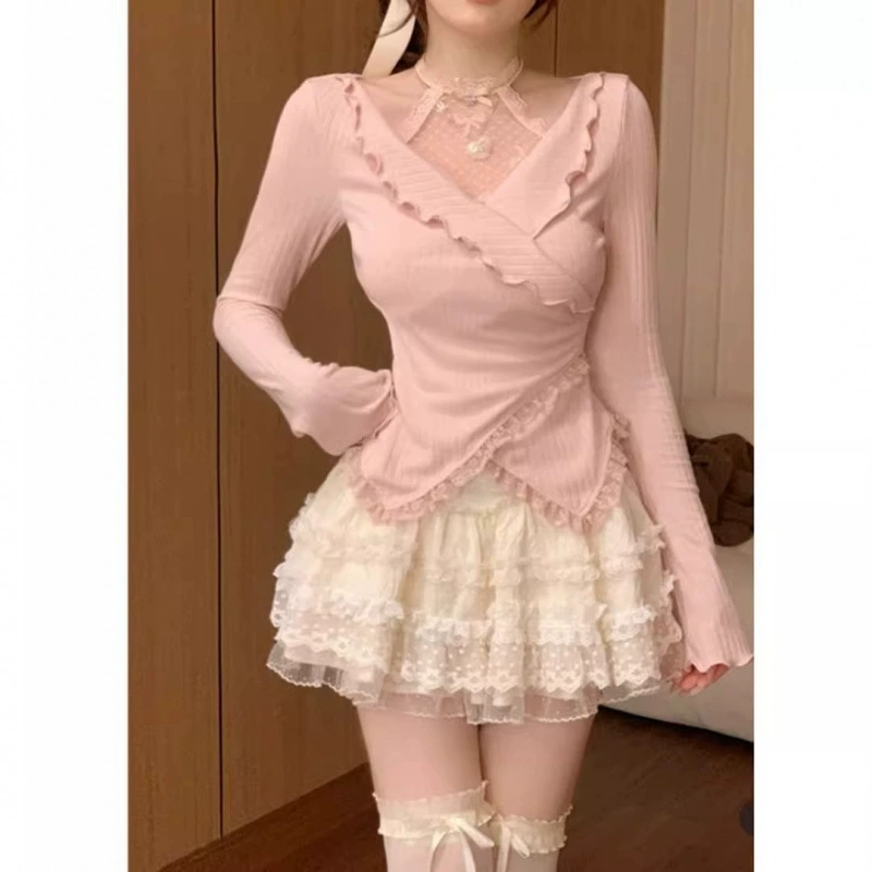 Ранняя весна розовая трикотажная футболка с полыми шеей с длинными рукавами