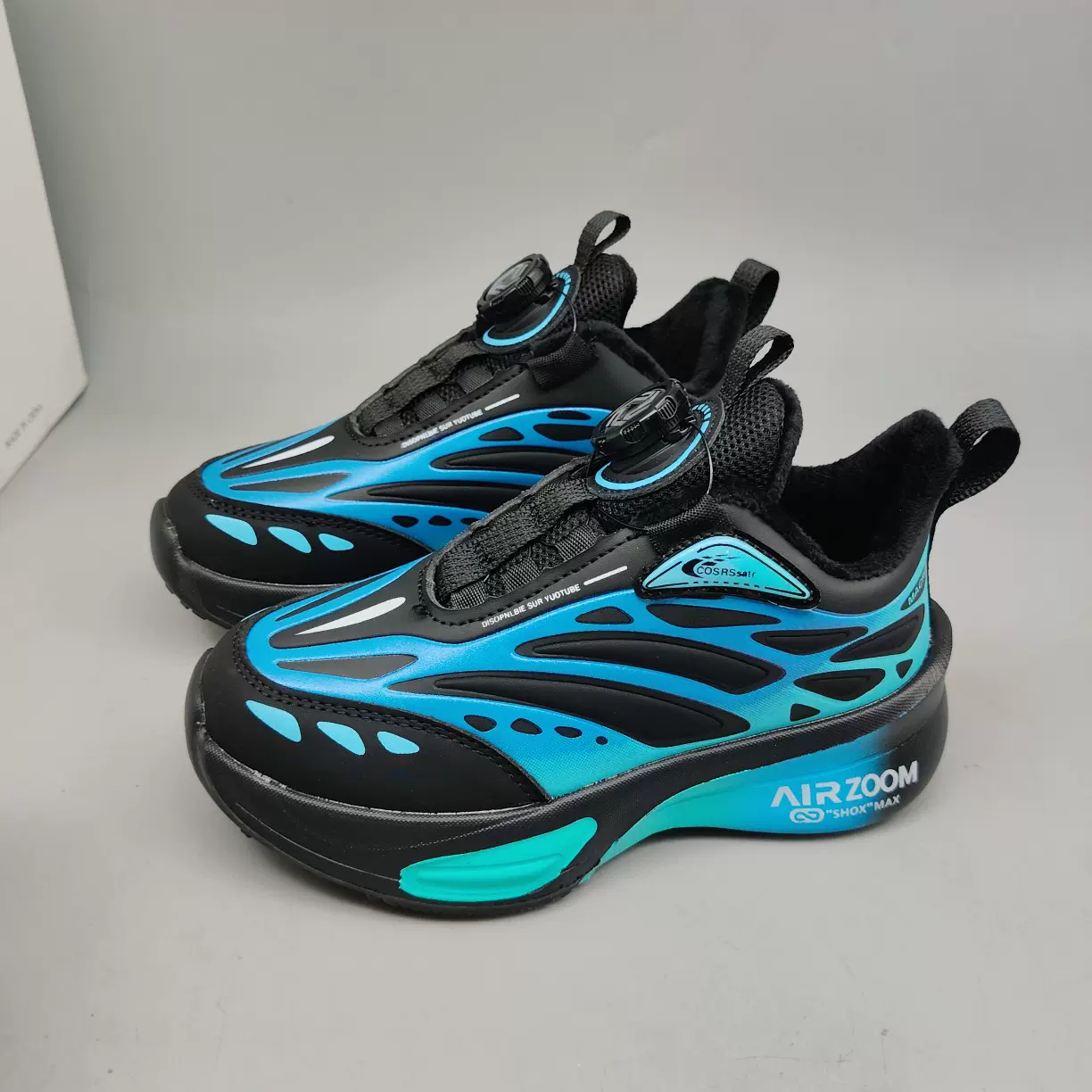 秋冬加绒新款童鞋男童运动鞋休闲鞋防水学生跑步鞋