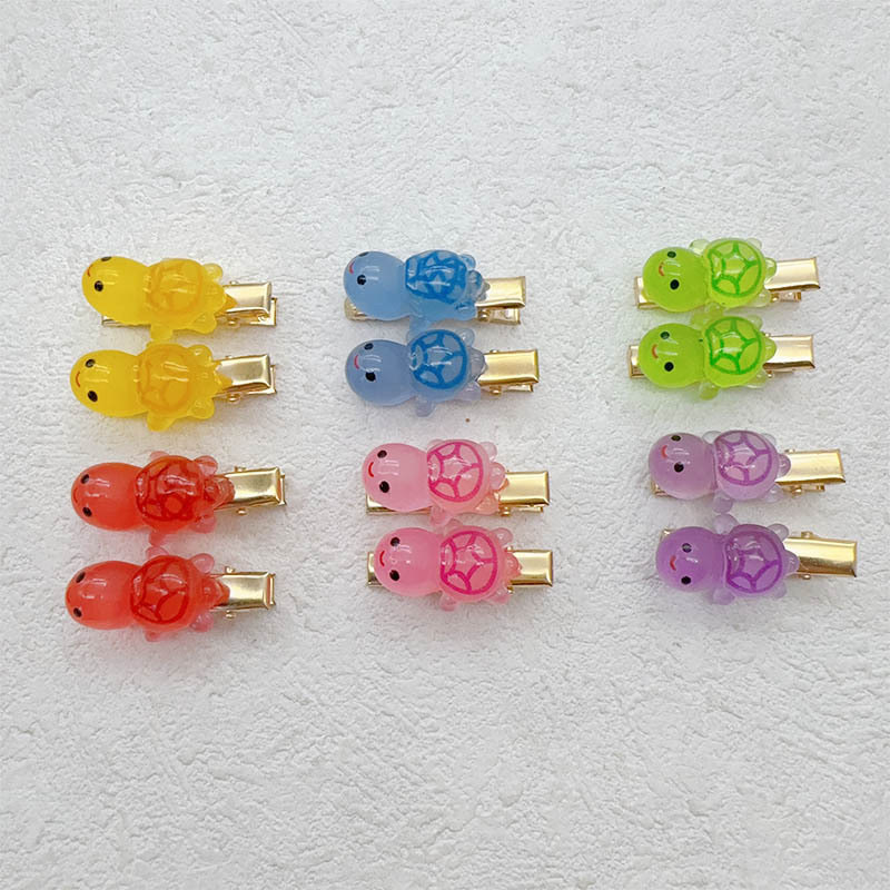 Un patrón de clip de pelo al por mayor nuevo mercado nocturno joyería de tarjeta de pelo al por mayor barraca de venta caliente clip de boca de pato joyería image 167