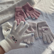 冬季新款卡哇伊小兔子刺绣手套全包分指保暖防寒卡通学生触屏手套