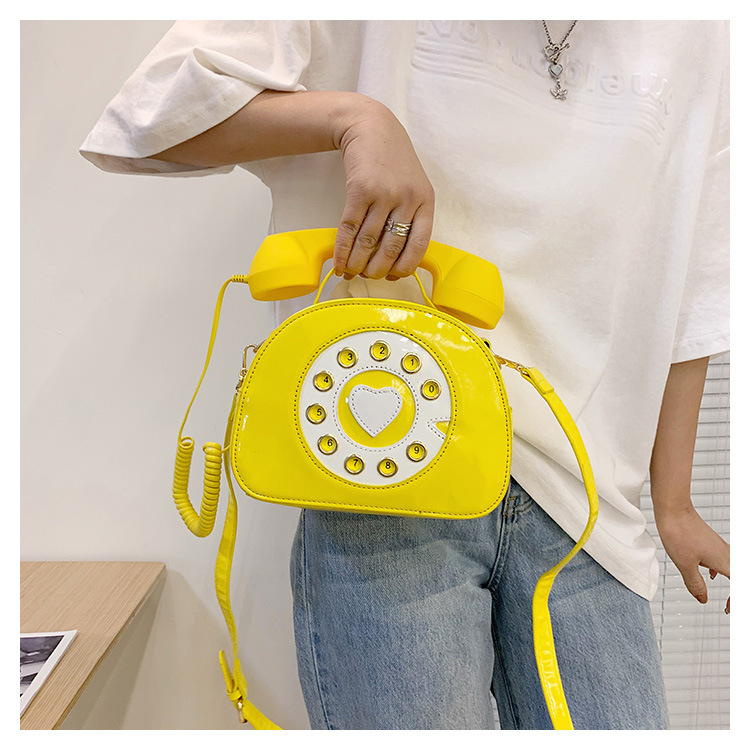 Medium Pu Leather Fashion Shoulder Bags display picture 27
