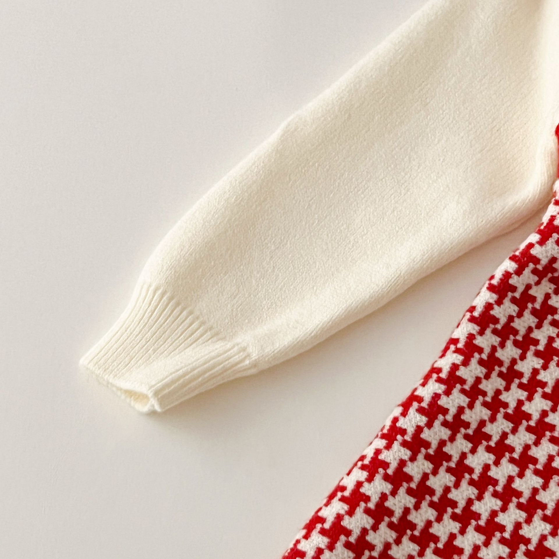 JINYONG 2024 New Cute and Sweet Small Flower Girl's Knitted Dress_voghion.com