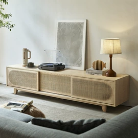 沙发椅;餐椅;餐边柜