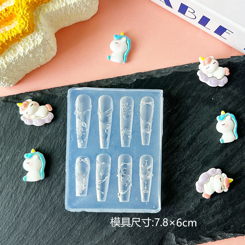 Venta caliente transfronteriza molde de manicura de alta transparencia animal de dibujos animados oso bowknot ramo DIY modelo de manicura en relieve tridimensional