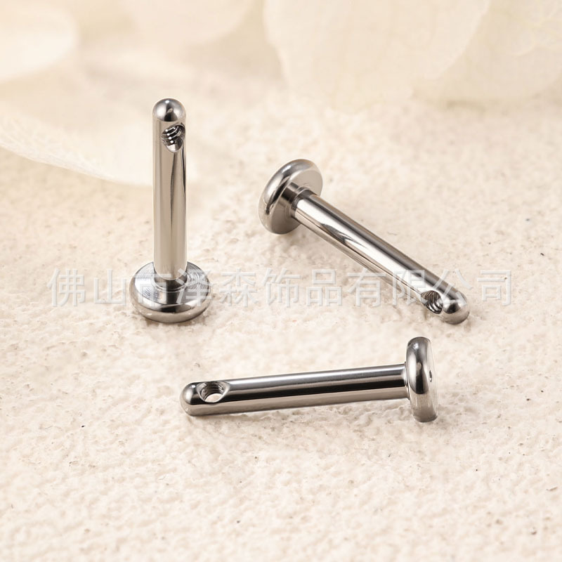 Pointed titanium steel lip stud product view