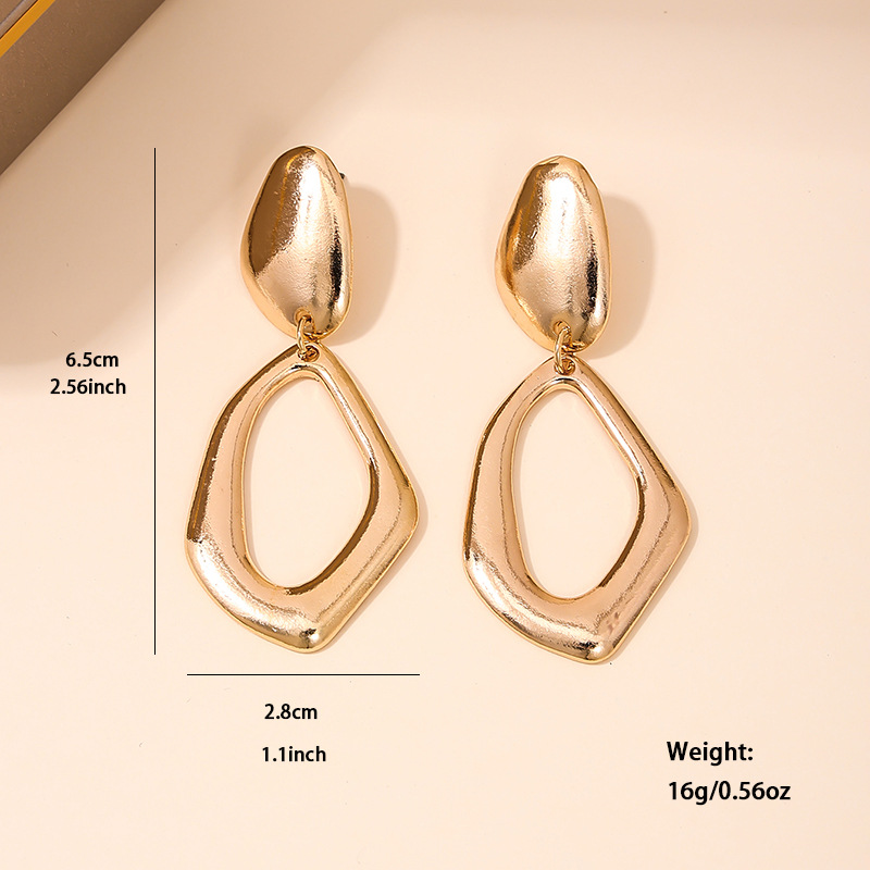 Elegant long geometric earrings