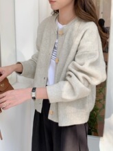 温柔松弛感针织开衫女春春冬季叠穿复古纽扣上衣宽松外套毛衣