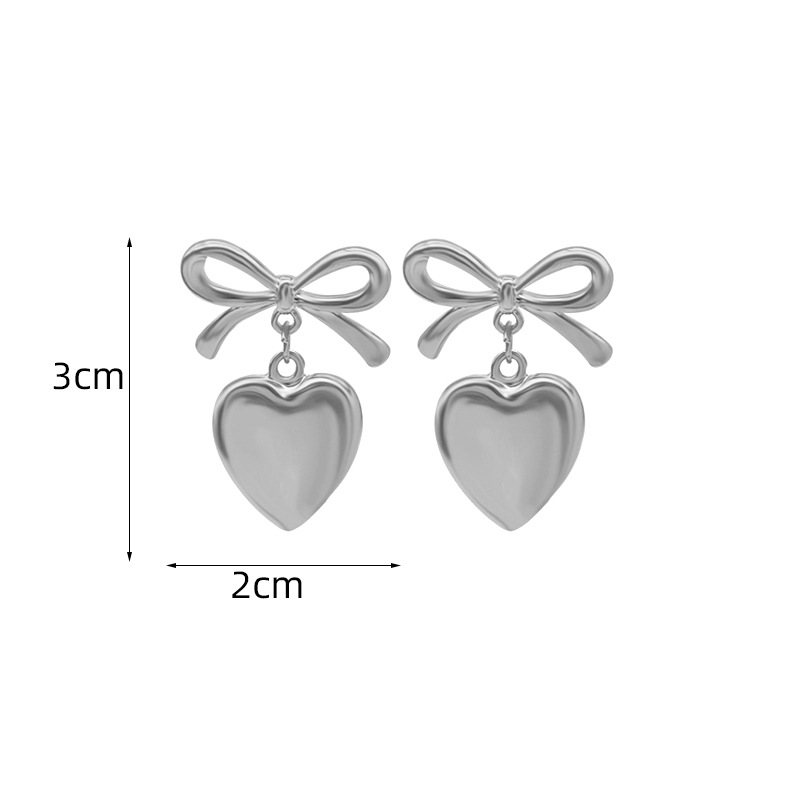 15g Weight Ear Studs Classification 1 Pair Quantity Daily, Party, Date Occasion Alloy Material Heart Shape, Bow Knot Pattern Women's Gender Plating Design Vintage Style Style 1 Pair Vintage Style Heart Shape Bow Knot Plating Alloy Ear Studs 2
