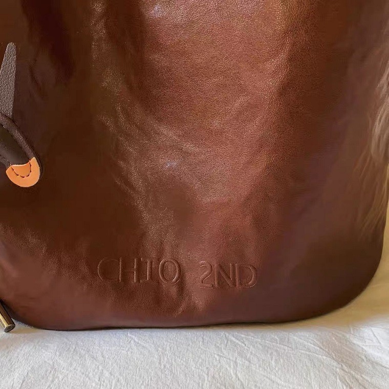 Nanfeng Chio2nd genuine cowhide illustrated tote for women, simple and relaxed feeling, oil wax leather shoulder bag_voghion.com
