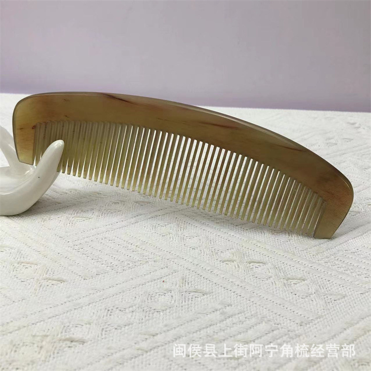 Natural Goat Horn Comb 18cm Wide Tooth Massage Comb for Scalp Meridian Care and Gua Sha overview