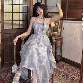 2026新款烟雨墨染灰色扎染吊带连衣裙清冷感仙女裙夏季裙子爆款女