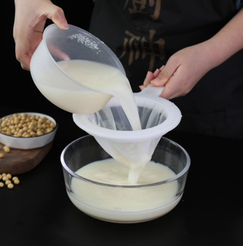 Soy milk filter sieve ultra-fine juice leakage mesh slag separation filter mesh cross-border plastic kitchen colander