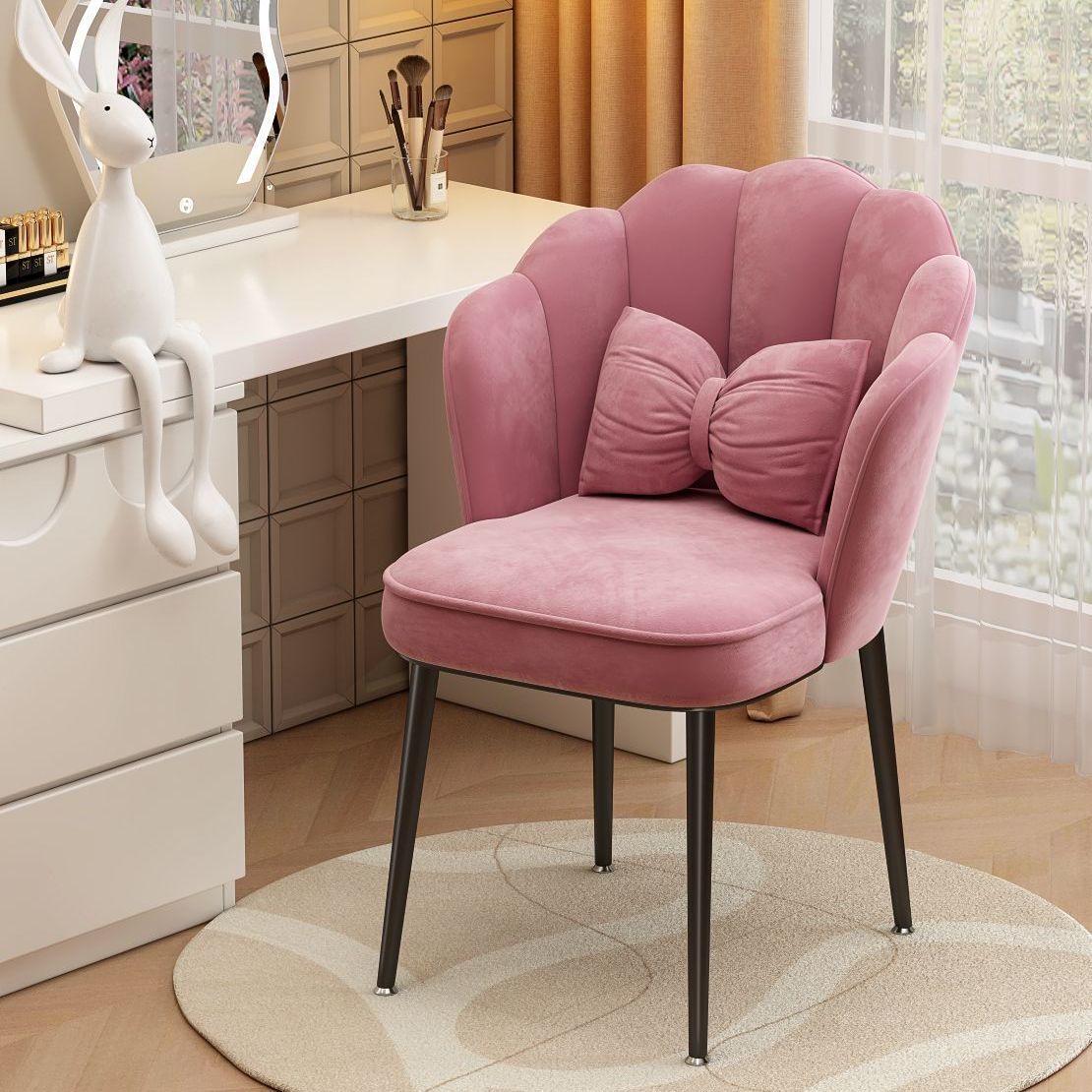 Silla de maquillaje de lujo ligera simple en paquete blando, silla de pétalos domésticos de red moderna, silla de maquillaje de metal multifuncional para dormitorios