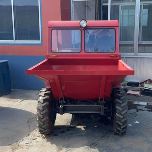 Полноприводный самосвал-погрузчик 4×4 на дизеле