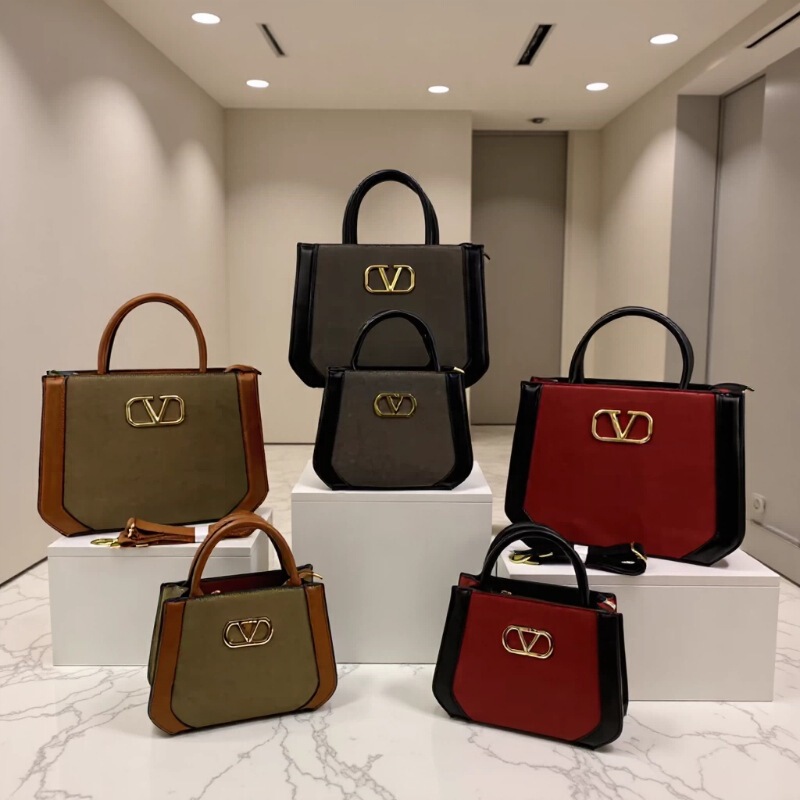 Cross-border light luxury V gold label color-blocked handbag, vintage contrast color women's briefcase, fashionable crossbody women's bag Cross-border light luxury V gold label color-blocked handbag, vintage contrast color women's briefcase, fashionable crossbody women's bag