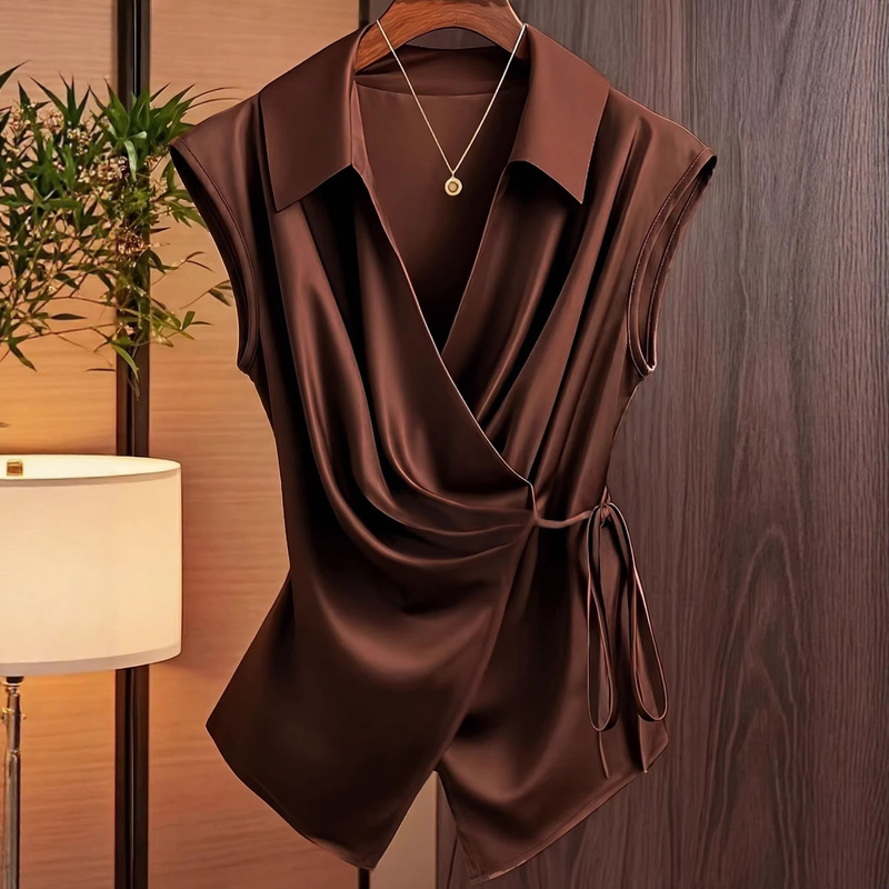 Women's Elegant Sleeveless Shirt with a Turn-Down Collar, Irregular Tie Waist, and a Niche Luxury Fashion with a High-End Feel