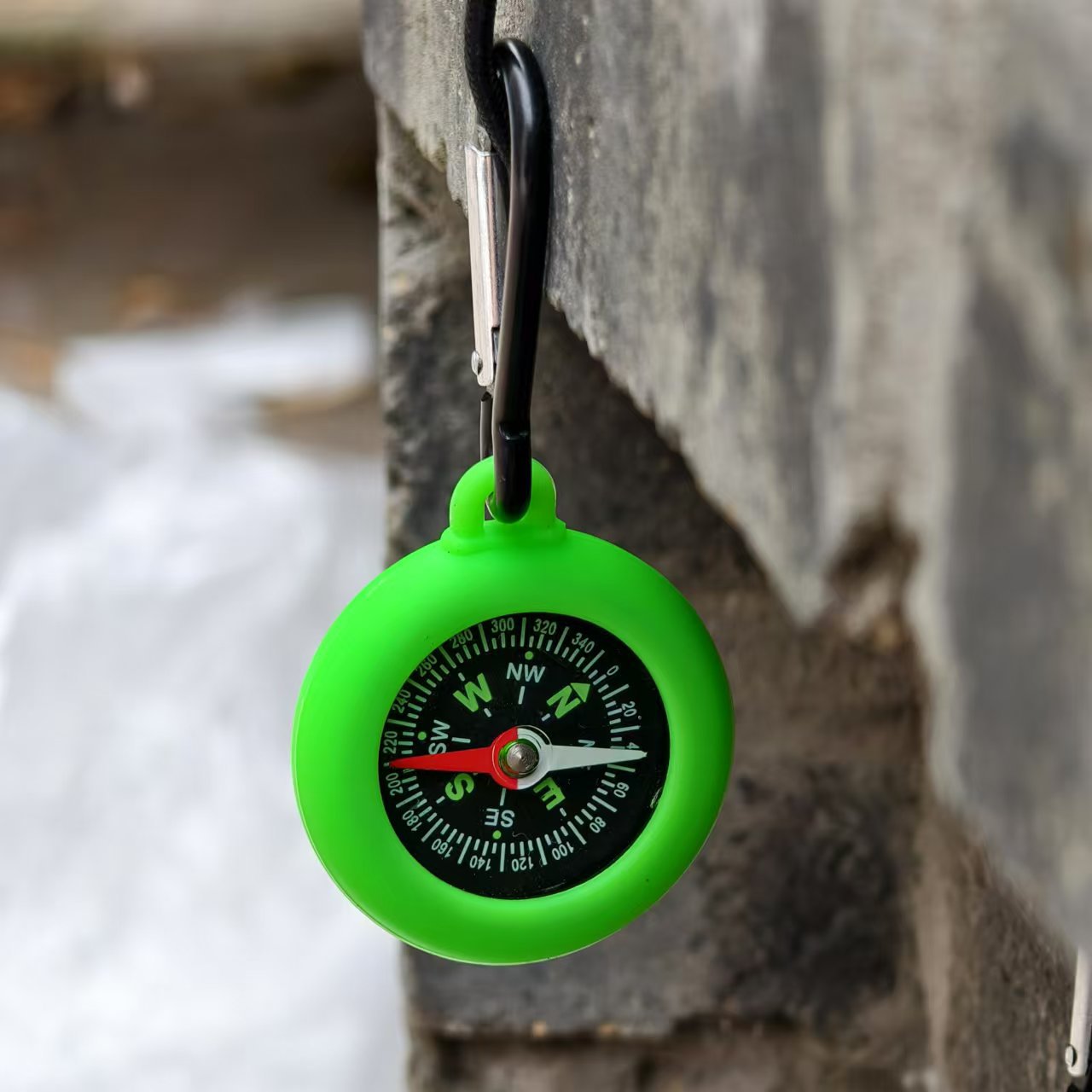 Nuevos productos de silicona percha de brújula percha de montaña gancho rápido percha de brújula al aire libre