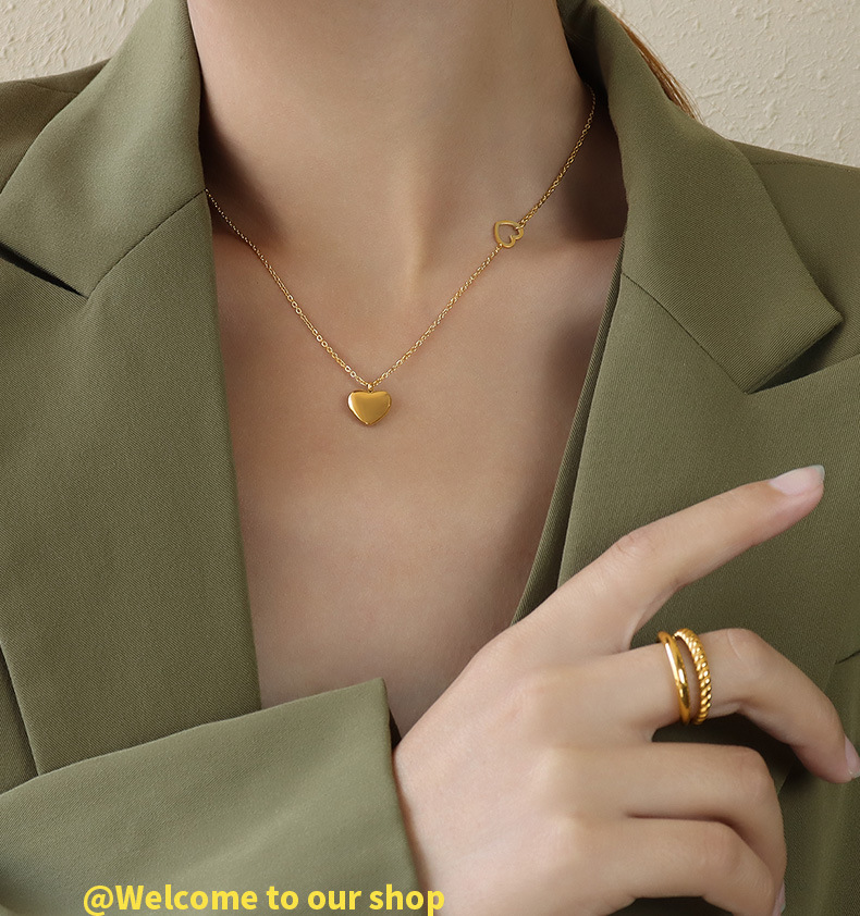 Fashion heart-shape titanium steel necklace wholesale