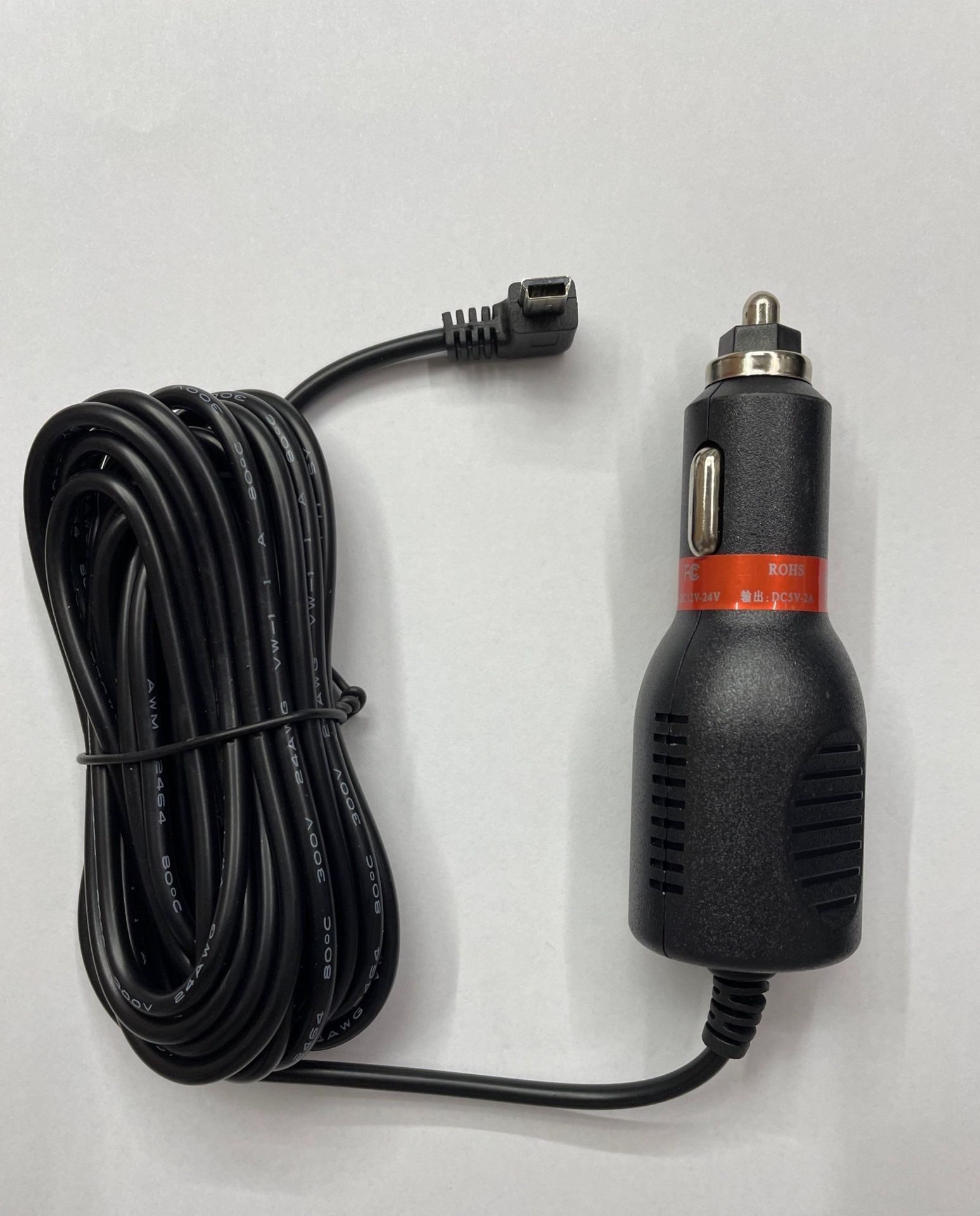 Lutan – 2.5A Wide Driving recorder - output-5v-2a-usb-elbow