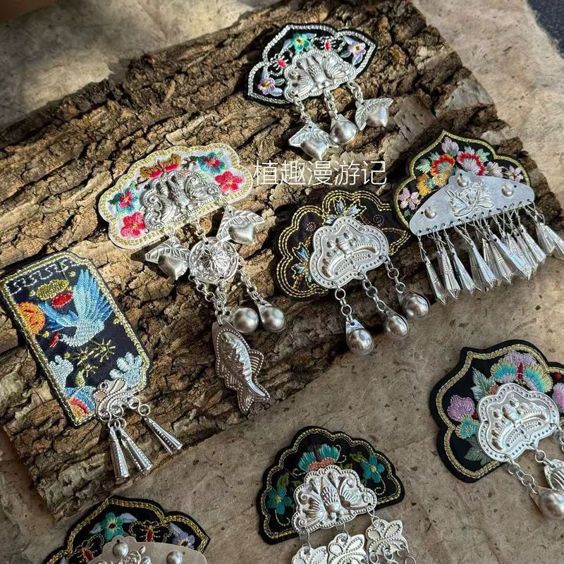 貴州特産の恩施土家・ミャオ族刺繍、ミャオ族刺繍アルミ冷蔵庫マグネット、お土産アルミ手作り品|undefined