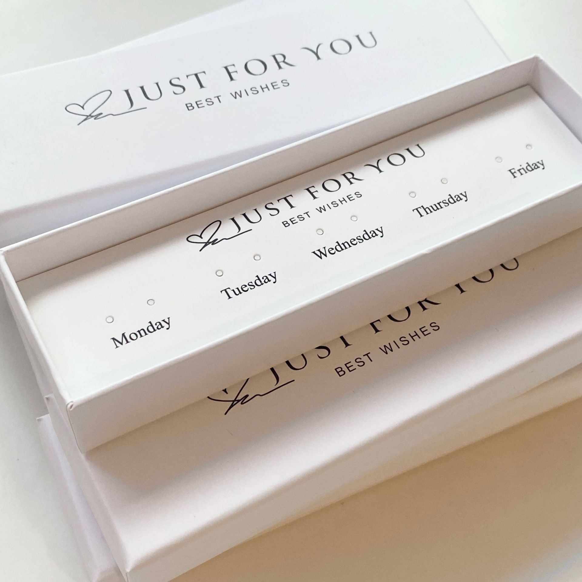 1 Piece Quantity 1 Piece Cloth Simple Style Classic Style Holiday Daily Solid Color Jewelry Boxes