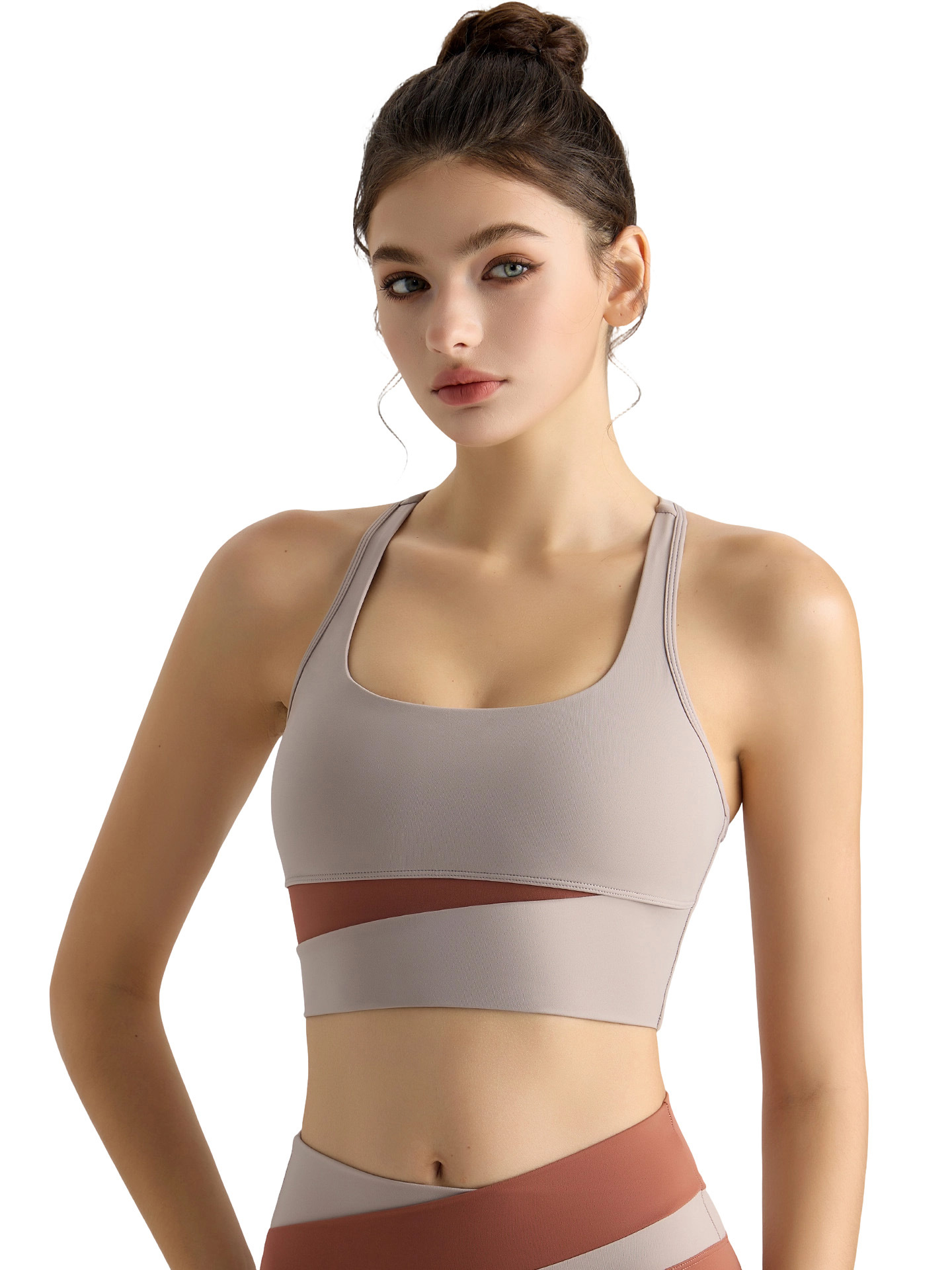 Chaleco de ropa interior deportiva de una pieza de desgaste exterior de las mujeres a prueba de golpes desmontable pecho costura contraste color belleza espalda yoga sujetador