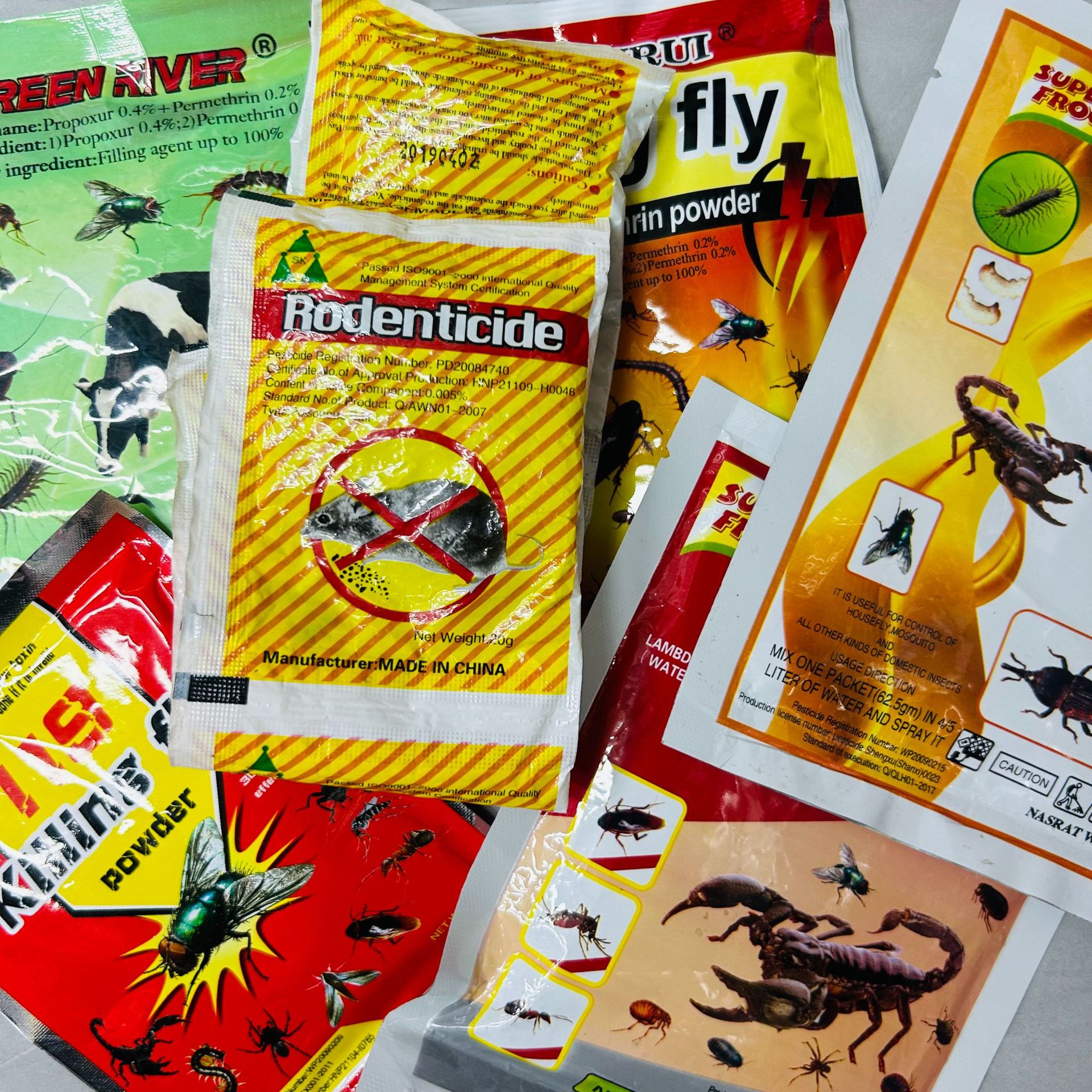 Foreign Trade Export Hot-Selling 20g Small Yellow Bag Mouse Mouse Repellent Bait Drowsy Bait Insect Powder Fly Powder Sticky Mouse