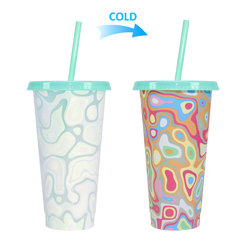 Spot transfronterizo de 710ml taza de plástico de color frío de gran capacidad PP taza de té con leche bebida fría con taza de paja con fábrica de inspección NBCU