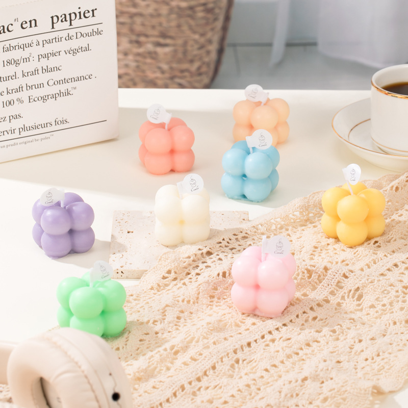 Pequeño cubo Rubik al por mayor regalos de cumpleaños para chicas damas de honor caseras creativas transfronterizas regalos de mano a baja temperatura