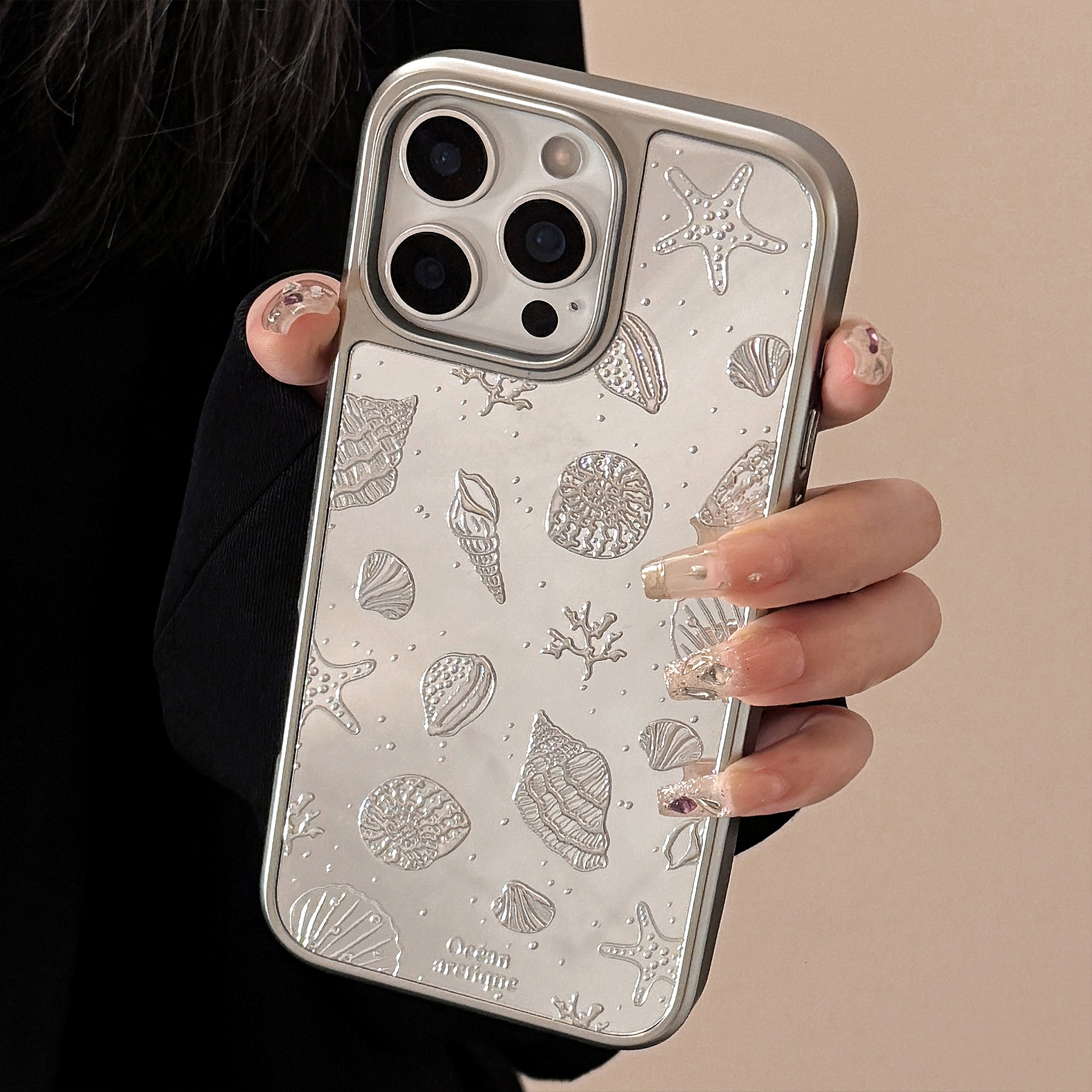 Funda para iPhone 17 con baño de oro electroplacado, diseño de estrella de mar, superficie de espejo, alta gama, rígida, compatible con Apple 16 Pro Max y 13/12