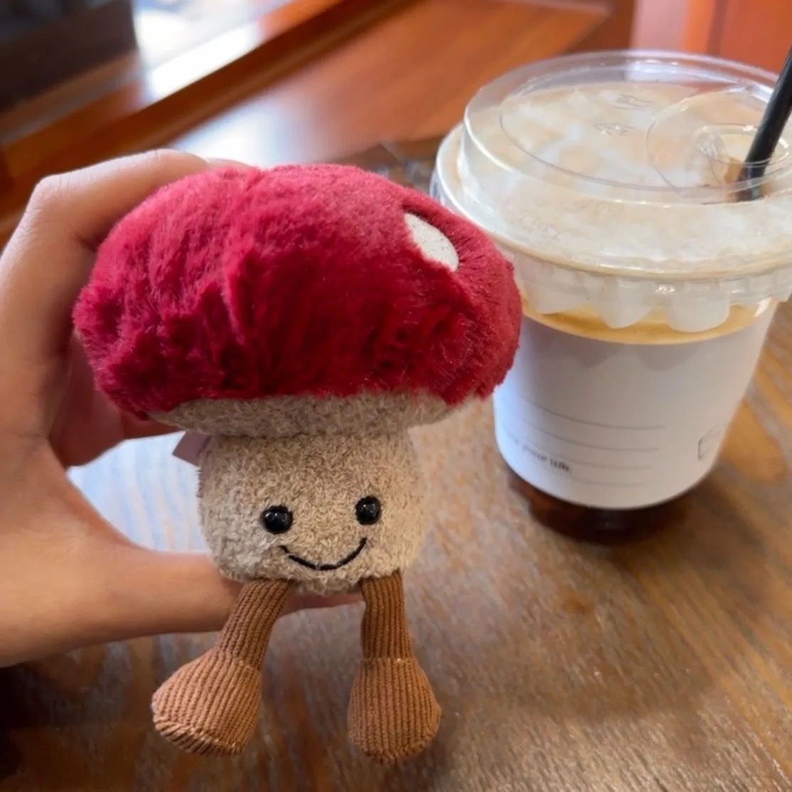 Red mushroom pendant