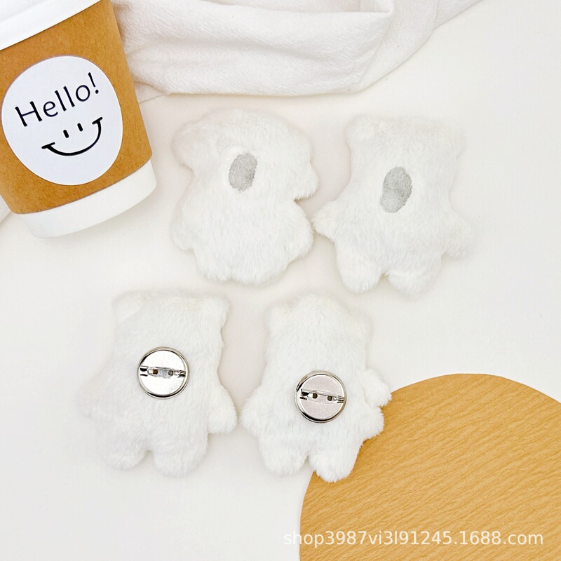 新しいかわいいスカーフシロクマブローチアクセサリー漫画ぬいぐるみサングラスクマ diy アクセサリー靴と帽子アクセサリー卸売|undefined