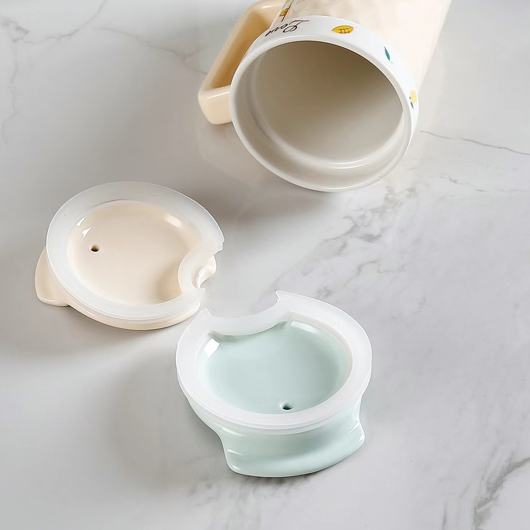 Creativo fresco vacío de gran capacidad taza cerámica personalizada agua japonés verano fruta serie con tapa