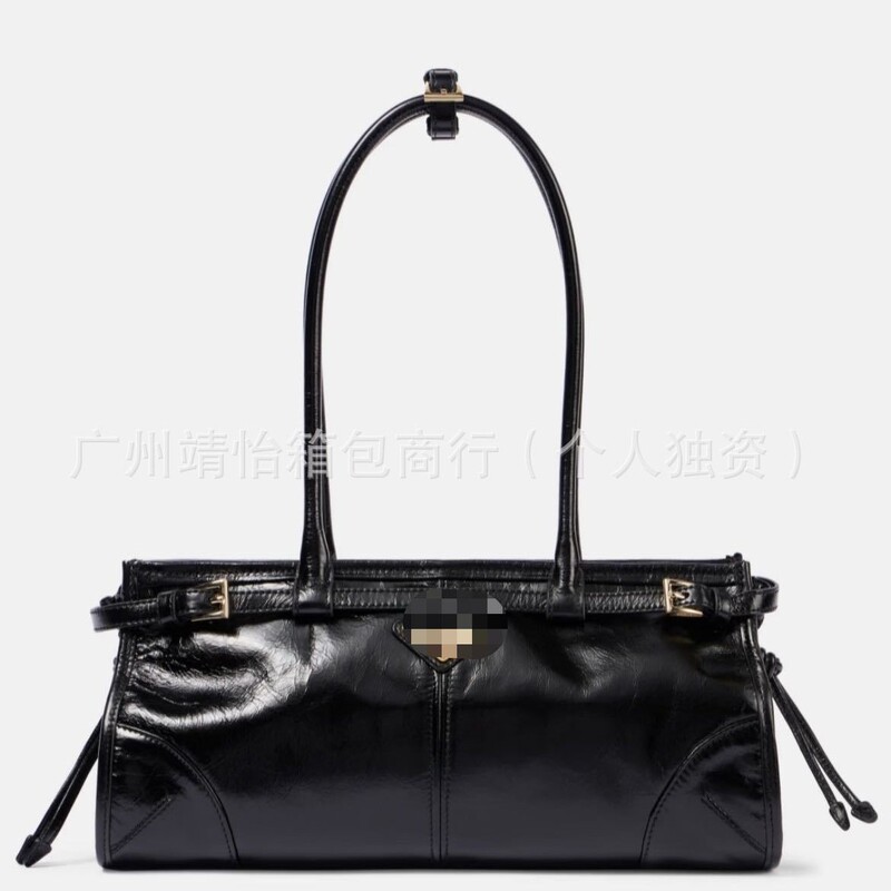 Cross-Border 2025 Autumn New P Brand Softlux Motorcycle Bag Oil Wax Leather Commuter Large-Capacity Handbag Shoulder Crossbody Bag Cross-Border 2025 Autumn New P Brand Softlux Motorcycle Bag Oil Wax Leather Commuter Large-Capacity Handbag Shoulder Crossbody Bag