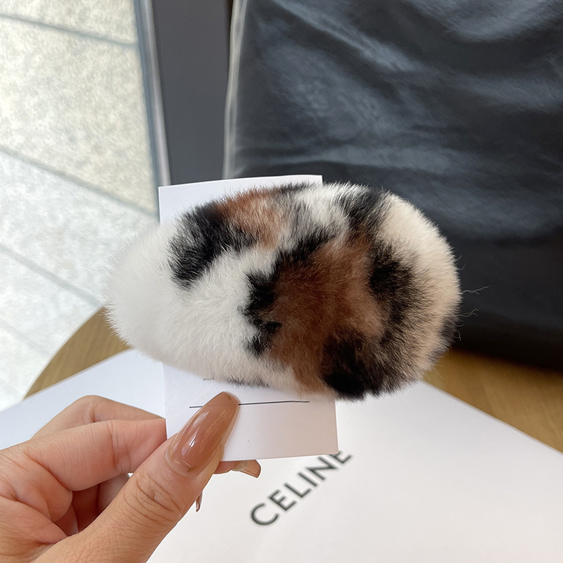 beige leopard print bb clip